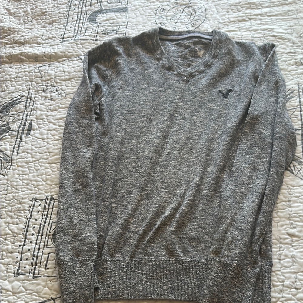 American Eagle Outfitters Gray V-Neck Sweater with Ribbed Cuffs
